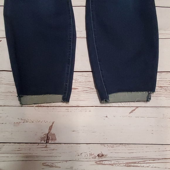 Jeans - Picture 3 of 3